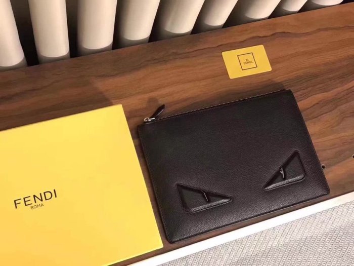 202110SS新作 FENDI フェンディ メンズ ハンドバックスーパーコピー