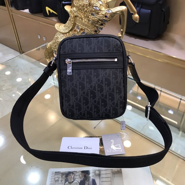 202110SS新作 Dior ディオール メンズ ショルダーバックスーパーコピー