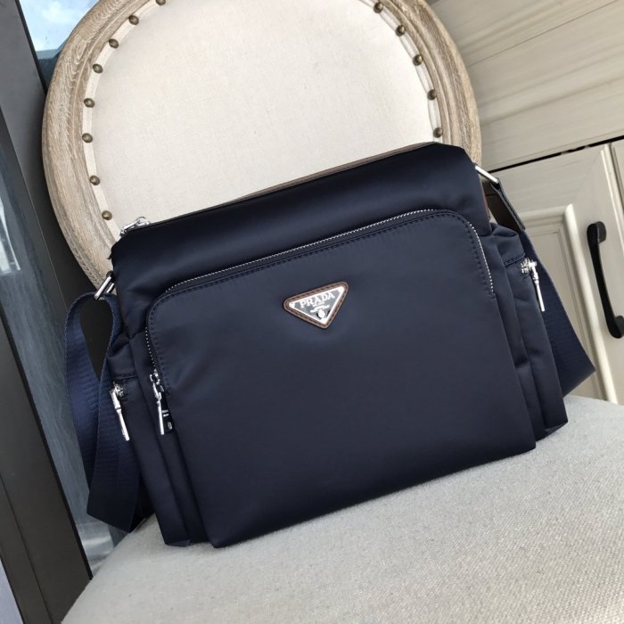 202110SS新作 Prada プラダ メンズ ショルダーバックスーパーコピー