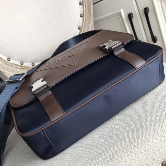 202110SS新作 Prada プラダ メンズ ショルダーバックスーパーコピー