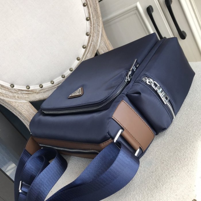 202110SS新作 Prada プラダ メンズ ショルダーバックスーパーコピー