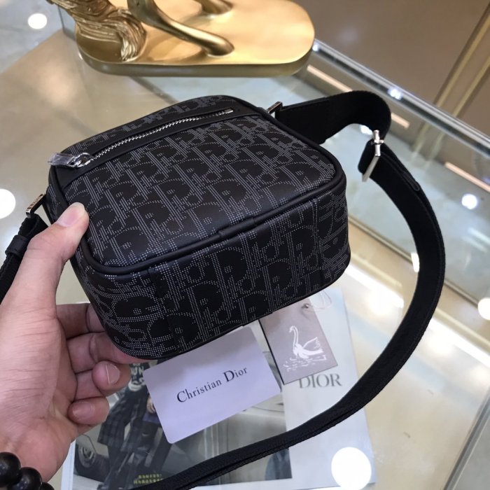 202110SS新作 Dior ディオール メンズ ショルダーバックスーパーコピー