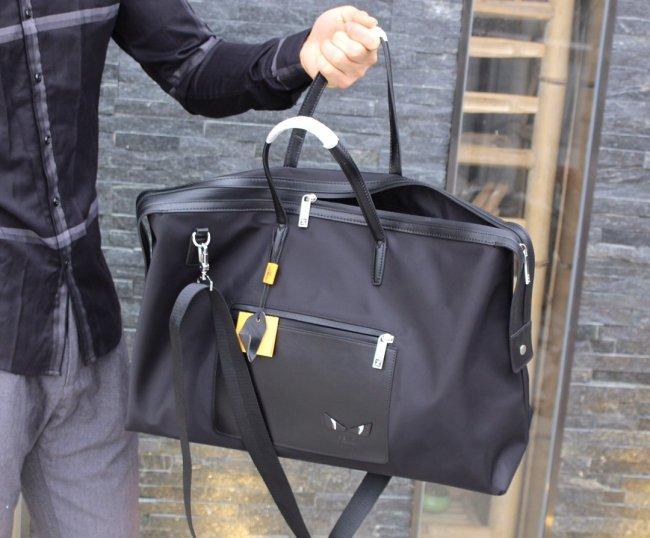 202110SS新作 FENDI フェンディ メンズ ハンドバックスーパーコピー