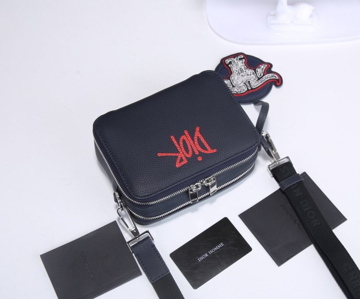 202110SS新作 Dior ディオール メンズ ショルダーバックスーパーコピー