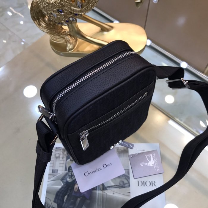 202110SS新作 Dior ディオール メンズ ショルダーバックスーパーコピー