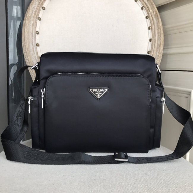202110SS新作 Prada プラダ メンズ ショルダーバックスーパーコピー