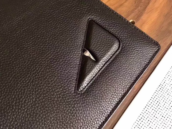 202110SS新作 FENDI フェンディ メンズ ハンドバックスーパーコピー