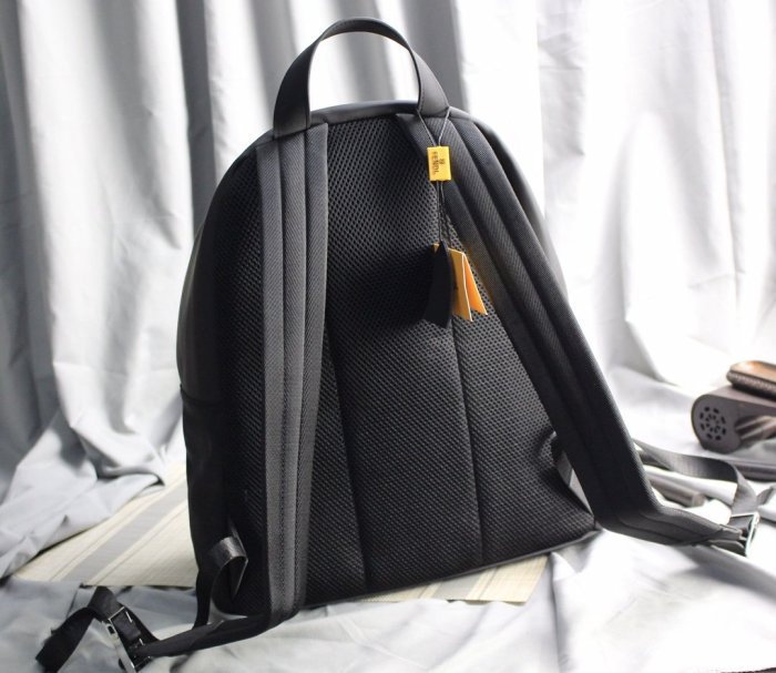 202110SS新作 FENDI フェンディ メンズ リュックバックスーパーコピー