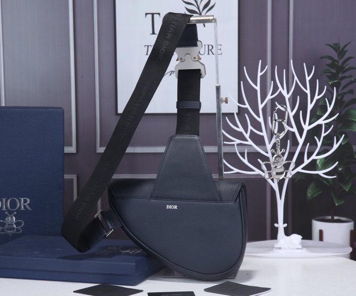 202110SS新作 Dior ディオール メンズ ショルダーバックスーパーコピー