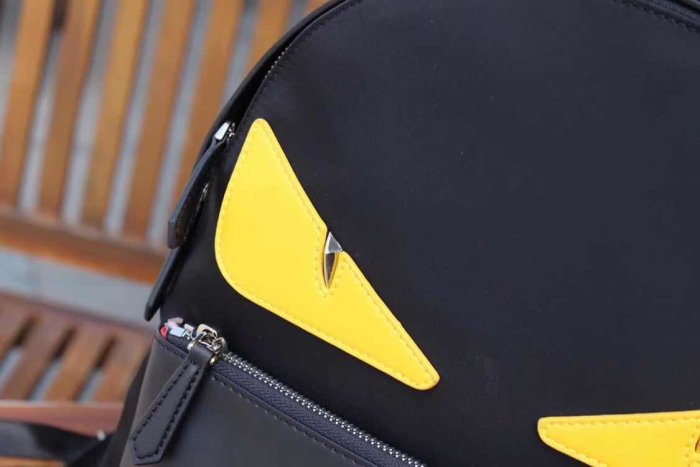 202110SS新作 FENDI フェンディ メンズ リュックバックスーパーコピー