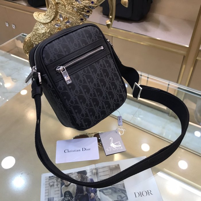 202110SS新作 Dior ディオール メンズ ショルダーバックスーパーコピー