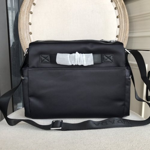 202110SS新作 Prada プラダ メンズ ショルダーバックスーパーコピー