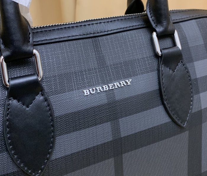 202110SS新作 Burberry バーバリー メンズ ハンドバックスーパーコピー