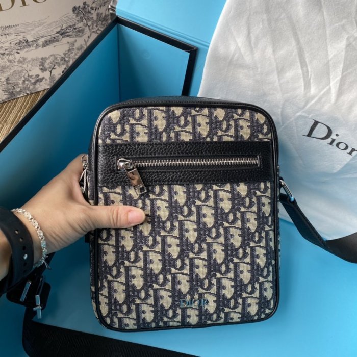 202110SS新作 Dior ディオール メンズ ショルダーバックスーパーコピー
