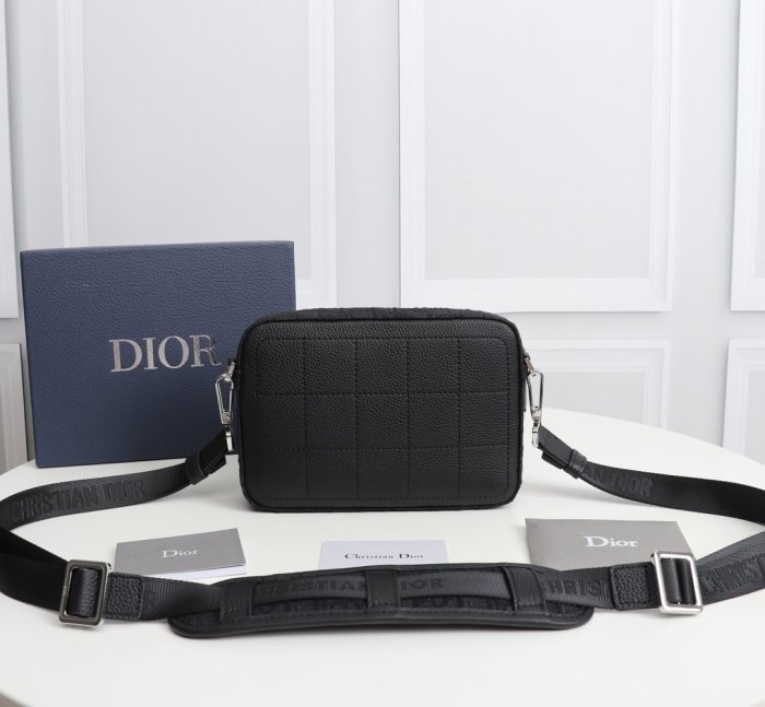 202110SS新作 Dior ディオール メンズ ショルダーバックスーパーコピー