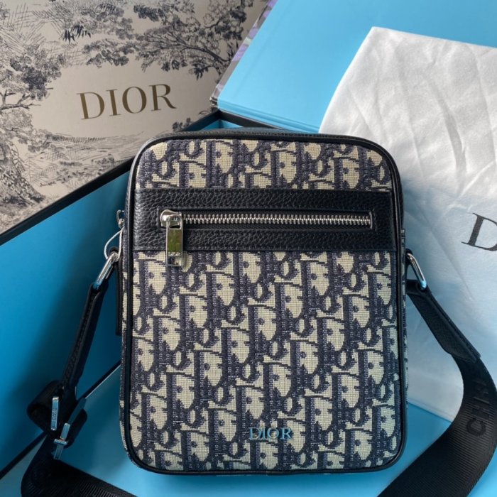 202110SS新作 Dior ディオール メンズ ショルダーバックスーパーコピー