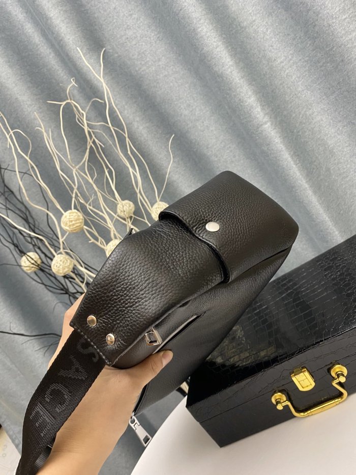 202110SS新作Versace ヴェルサーチェメンズ ショルダーバッグ スーパーコピー