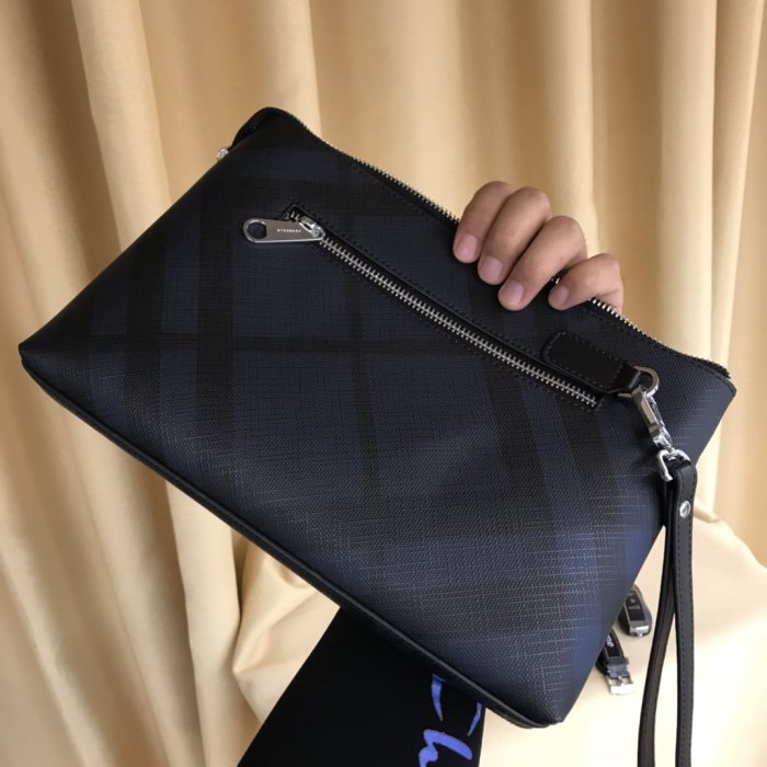 202110SS新作 Burberry バーバリー メンズ ショルダーバック スーパーコピー