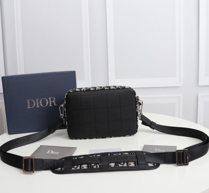 202110SS新作 Dior ディオール メンズ ショルダーバックスーパーコピー