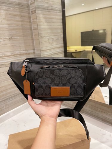 202110SS新作 Coach コーチ メンズ ショルダーバッグ スーパーコピー