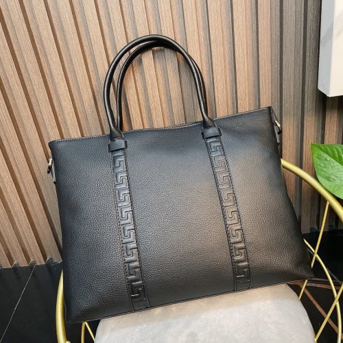 202110SS新作Versace ヴェルサーチェメンズ ハンドバック スーパーコピー