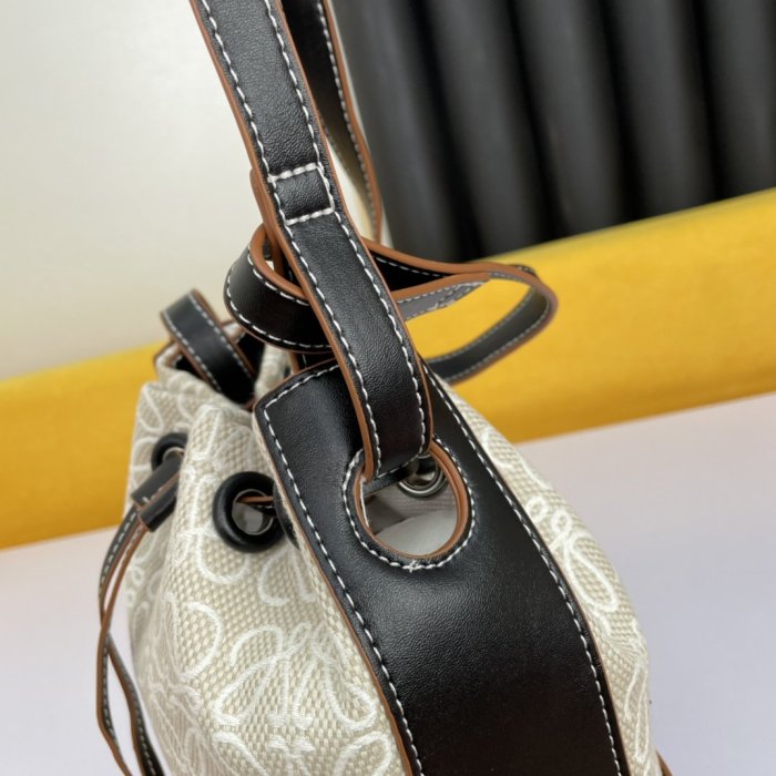 202110SS新作 LOEWE ロエベ レディース ショルダーバッグスーパーコピー
