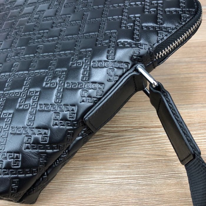 202110SS新作Versace ヴェルサーチェメンズ ショルダーバッグ スーパーコピー