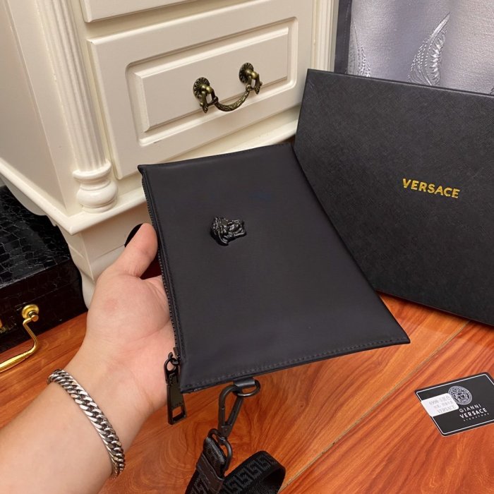 202110SS新作Versace ヴェルサーチェメンズ ハンドバック スーパーコピー