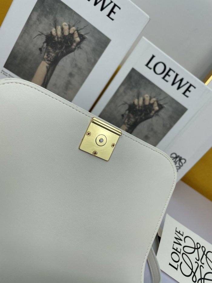 202110SS新作 LOEWE ロエベ レディース ショルダーバッグスーパーコピー