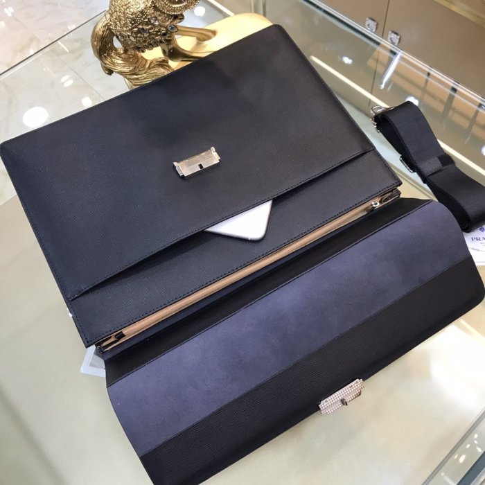 202111SS新作 Prada プラダ メンズ ハンドバックスーパーコピー