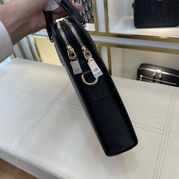 202111SS新作 Prada プラダ メンズ ハンドバックスーパーコピー