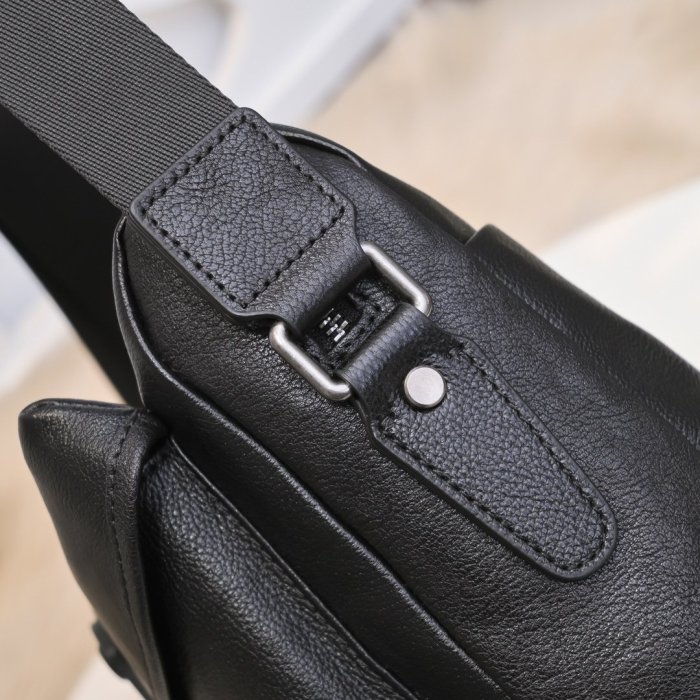 202111SS新作 Prada プラダ メンズ ショルダーバックスーパーコピー