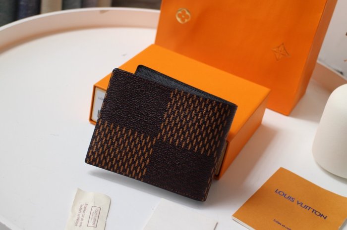 202111SSルイヴィトン LOUIS VUITTON 新作通販 短財布 スーパーコピー