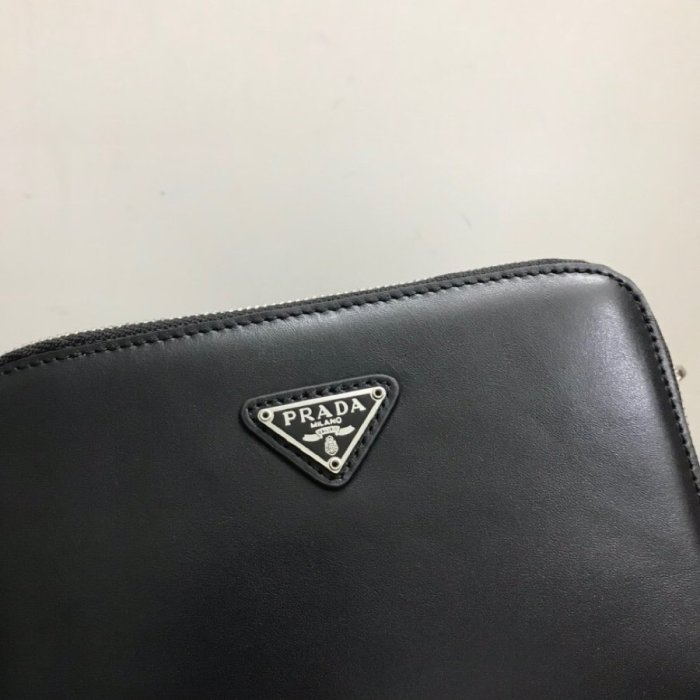 202111SS新作 Prada プラダ メンズ ショルダーバックスーパーコピー