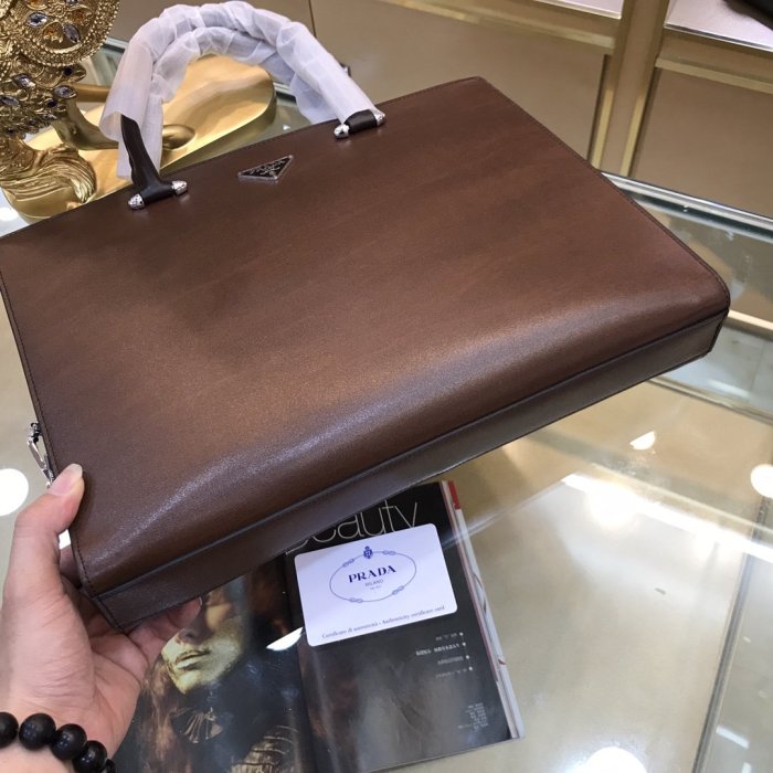 202111SS新作 Prada プラダ メンズ ハンドバックスーパーコピー