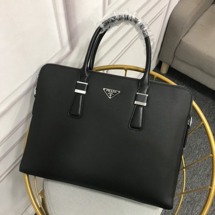 202111SS新作 Prada プラダ メンズ ハンドバックスーパーコピー