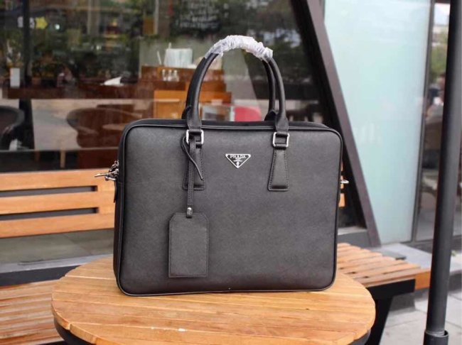 202111SS新作 Prada プラダ メンズ ハンドバックスーパーコピー