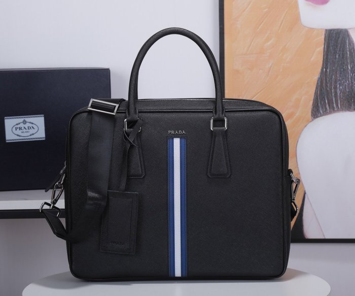 202111SS新作 Prada プラダ メンズ ハンドバックスーパーコピー