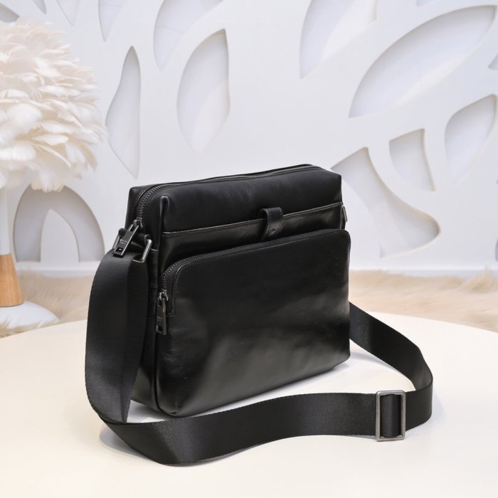 202111SS新作 Prada プラダ メンズ ショルダーバックスーパーコピー