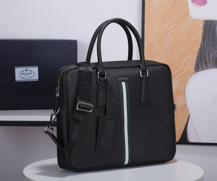 202111SS新作 Prada プラダ メンズ ハンドバックスーパーコピー