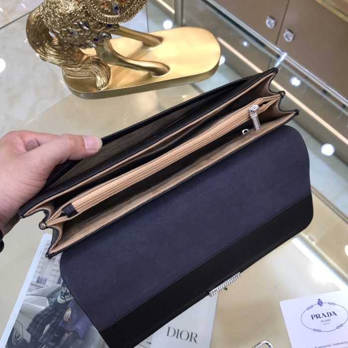 202111SS新作 Prada プラダ メンズ ハンドバックスーパーコピー