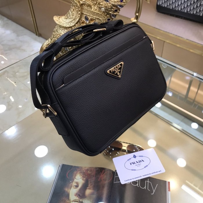 202111SS新作 Prada プラダ メンズ ショルダーバックスーパーコピー