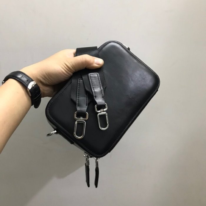 202111SS新作 Prada プラダ メンズ ショルダーバックスーパーコピー