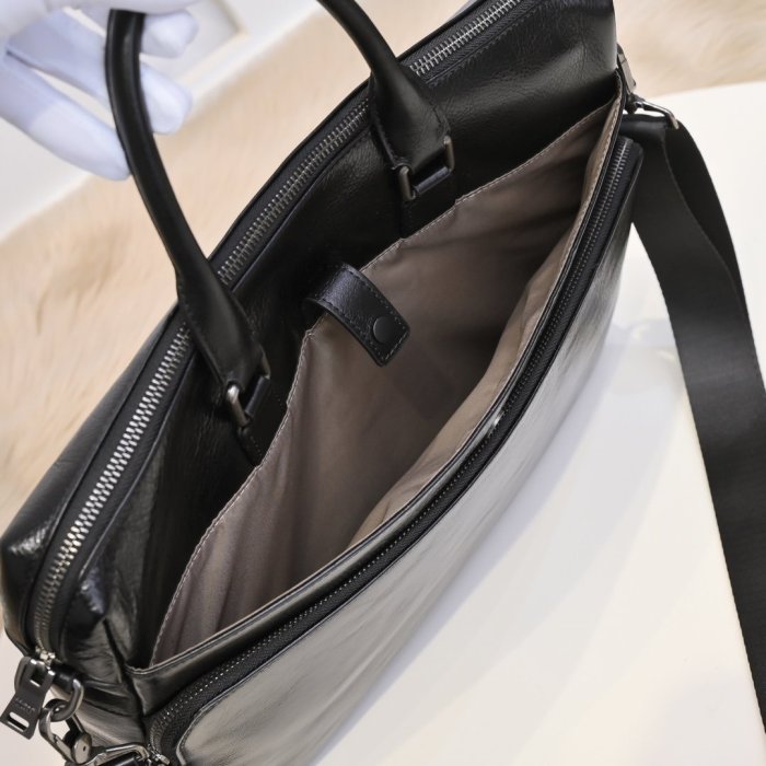 202111SS新作 Prada プラダ メンズ ハンドバックスーパーコピー