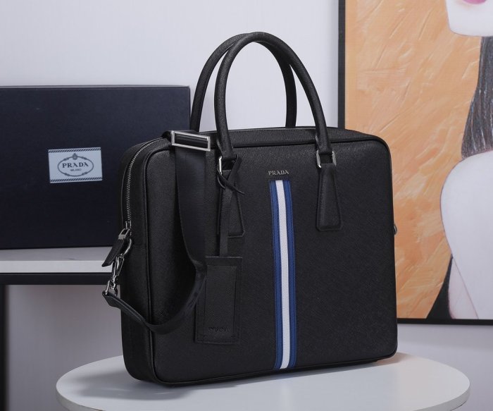 202111SS新作 Prada プラダ メンズ ハンドバックスーパーコピー