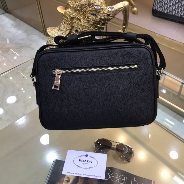 202111SS新作 Prada プラダ メンズ ショルダーバックスーパーコピー