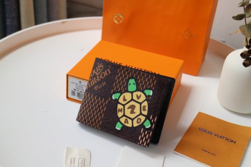 202111SSルイヴィトン LOUIS VUITTON 新作通販 短財布 スーパーコピー