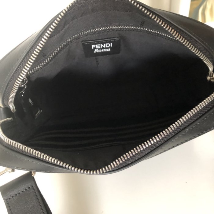 202111SS新作 FENDI フェンディ メンズ ショルダーバックスーパーコピー