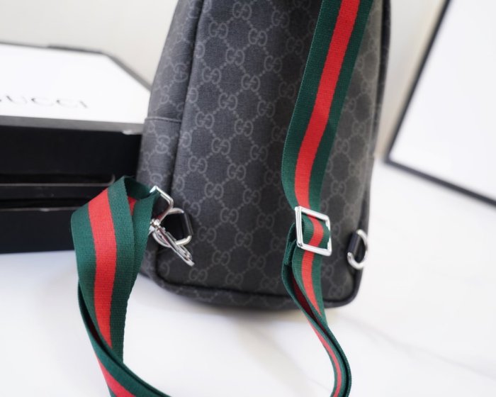 202111SS新作Gucci グッチ メンズ ショルダーバックスーパーコピー