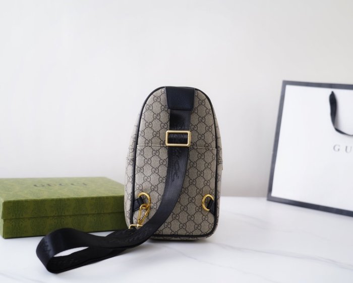 202111SS新作Gucci グッチ メンズ ショルダーバックスーパーコピー